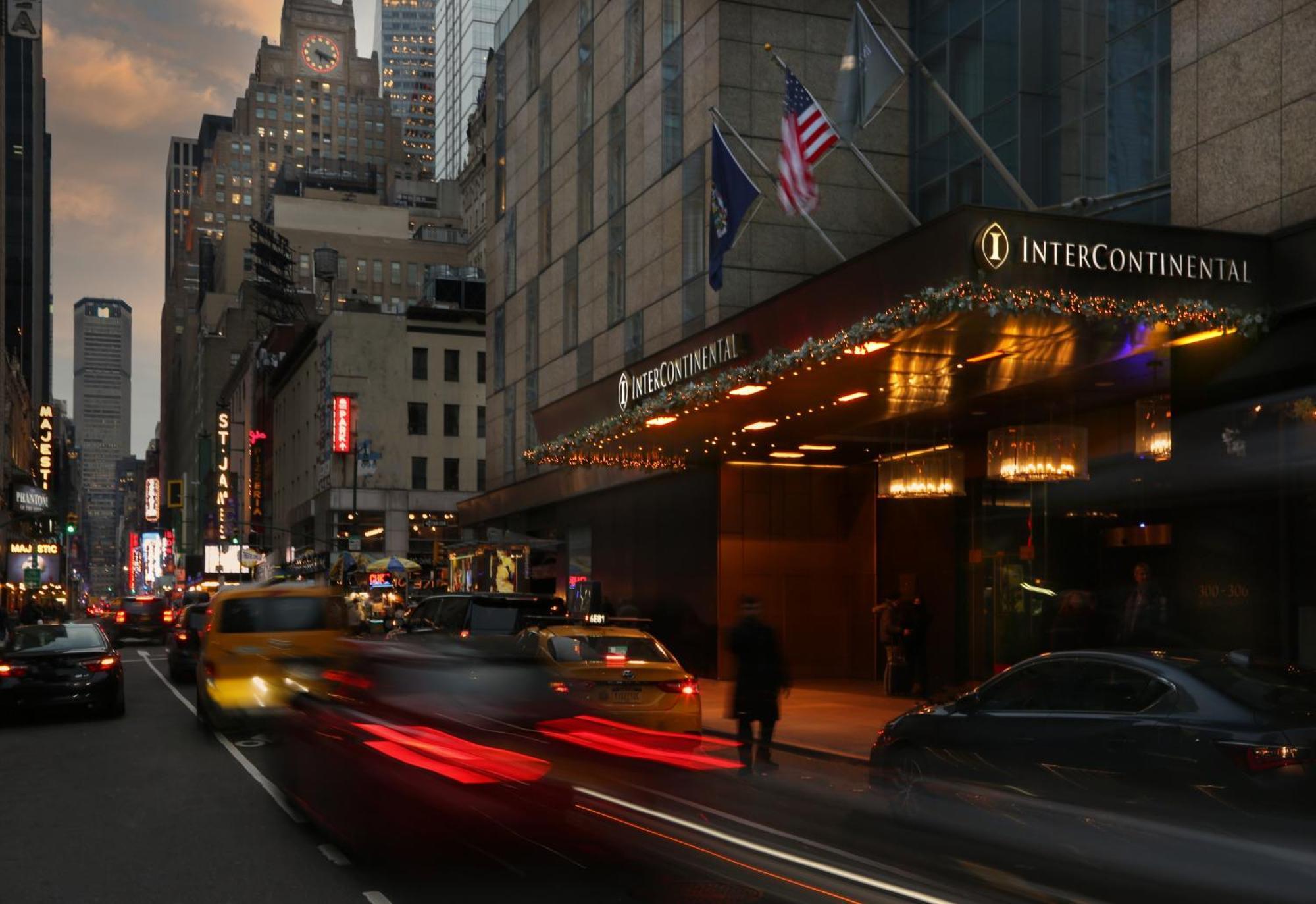 Intercontinental New York Times Square, An Ihg Hotel Exterior photo